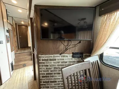2018 Forest River RV Cherokee Arctic Wolf photo 12
