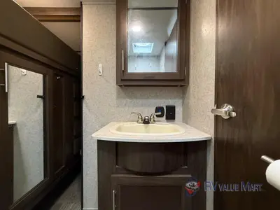 2018 Forest River RV Cherokee Arctic Wolf photo 25