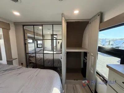2026 KZ Durango photo 24