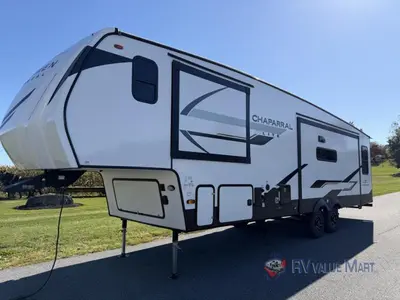 2026 Coachmen RV Chaparral Lite photo 3