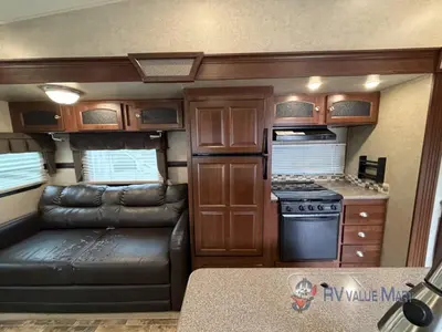 2015 Forest River RV Rockwood Signature Ultra Lite photo 15