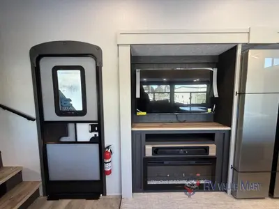 2026 Coachmen RV Chaparral photo 12