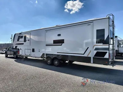 2026 KZ Durango Gold photo 6
