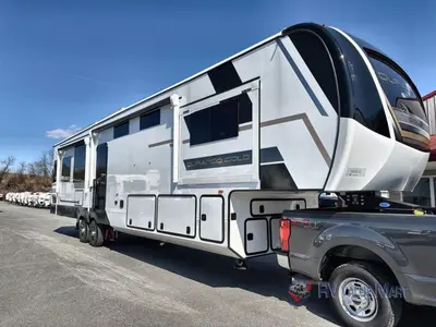 2026 KZ Durango Gold photo 26