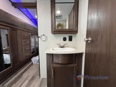 2019 Forest River RV Cherokee Arctic Wolf photo 21