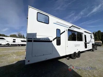 2026 Forest River RV Cherokee Arctic Wolf photo 8