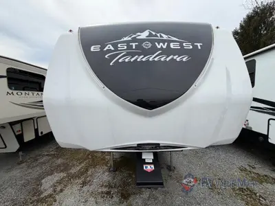 2021 EAST TO WEST Tandara photo 2