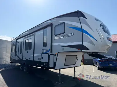 Used 2019 Forest River RV Cherokee Arctic Wolf 305ML6