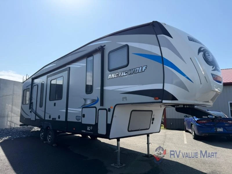 2019 Forest River RV Cherokee Arctic Wolf exterior