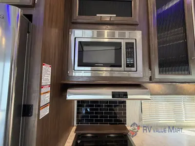 2019 Forest River RV Cherokee Arctic Wolf photo 19