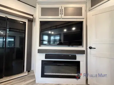 2024 Keystone RV Sprinter Limited photo 13