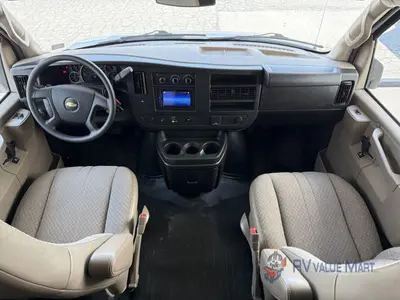 2020 Forest River RV Forester LE photo 18