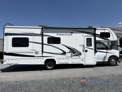 2020 Forest River RV Forester LE photo 9