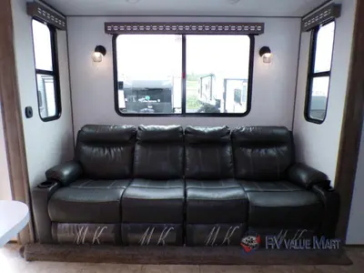 2022 Forest River RV Vengeance Rogue Armored photo 47