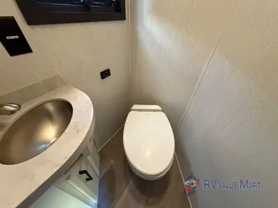 2022 DRV Luxury Suites FullHouse photo 35