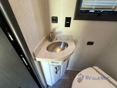 2022 DRV Luxury Suites FullHouse photo 36
