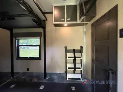 2022 DRV Luxury Suites FullHouse photo 32