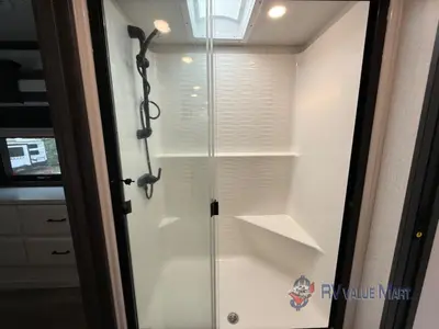 2022 DRV Luxury Suites FullHouse photo 22