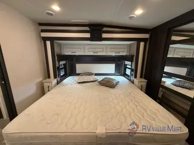 2022 DRV Luxury Suites FullHouse photo 26