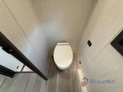 2022 DRV Luxury Suites FullHouse photo 24