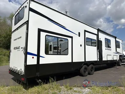 2026 Forest River RV Cherokee Rogue Store photo 8