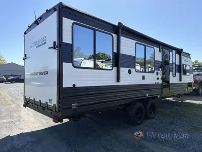 2026 Forest River RV Cherokee Grey Wolf photo 8