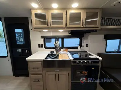 2026 Forest River RV Cherokee Grey Wolf Black Label photo 23