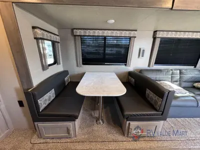 2022 Coachmen RV Catalina Legacy photo 11