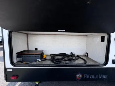 2022 Palomino SolAire Ultra Lite photo 8