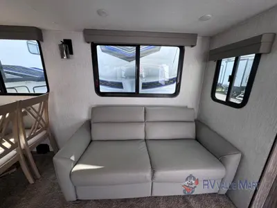 2022 Palomino SolAire Ultra Lite photo 13