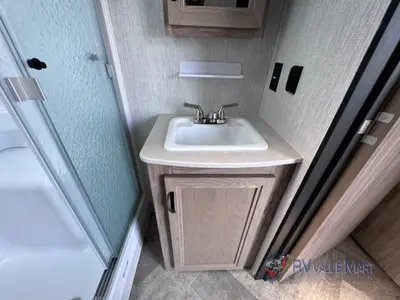 2022 Palomino SolAire Ultra Lite photo 31