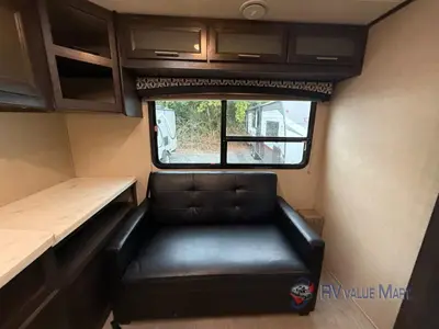 2017 Dutchmen RV Kodiak Ultimate photo 12