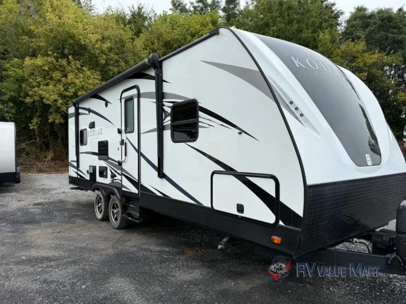 2017 Dutchmen RV Kodiak Ultimate exterior
