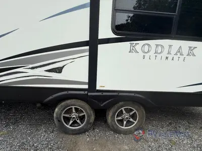 2017 Dutchmen RV Kodiak Ultimate photo 5