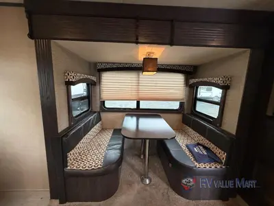 2017 Dutchmen RV Kodiak Ultimate photo 11