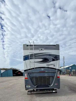 2020 FLEETWOOD DISCOVERY LXE photo 3