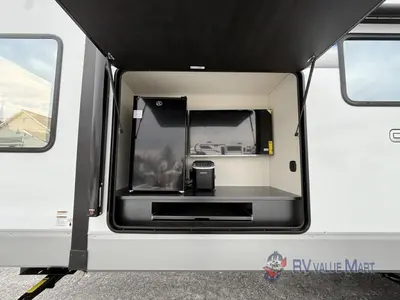 2025 Forest River RV Cherokee Alpha Wolf photo 9