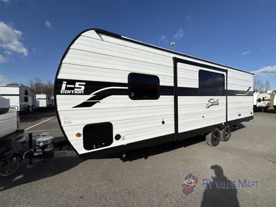 2025 Shasta RVs i-5 Edition photo 3