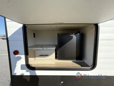 2025 Shasta RVs i-5 Edition photo 7