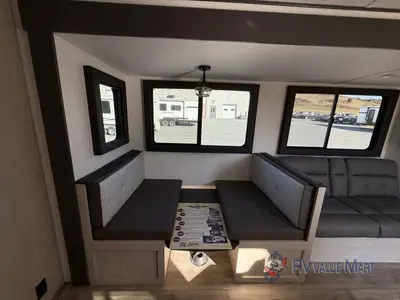 2025 Shasta RVs i-5 Edition photo 12