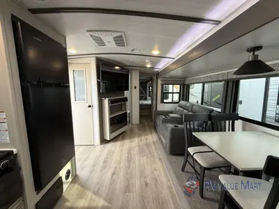 2023 Forest River RV Wildwood Heritage Glen photo 11