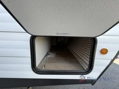 2025 Shasta RVs i-5 Edition photo 5