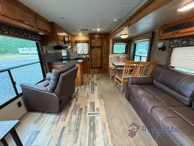 2015 Starcraft Autumn Ridge photo 9