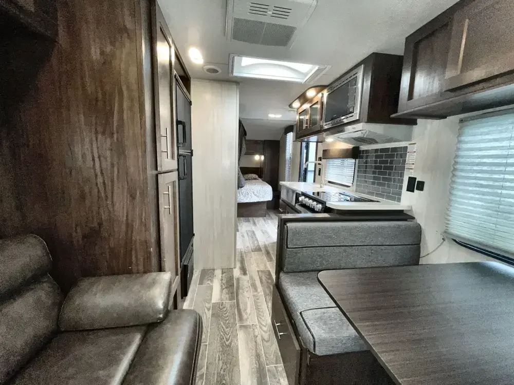 2020 FOREST RIVER CHEROKEE exterior
