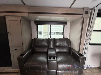 2021 Keystone RV Outback Ultra Lite photo 10