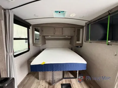 2021 Keystone RV Outback Ultra Lite photo 9