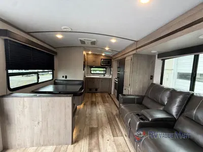 2021 Keystone RV Outback Ultra Lite photo 8