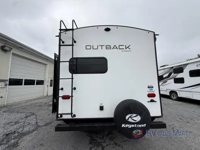2021 Keystone RV Outback Ultra Lite photo 4
