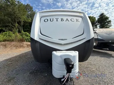 2018 Keystone RV Outback photo 2