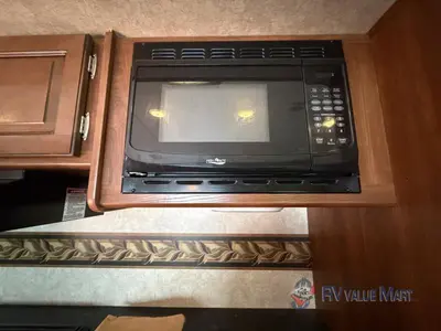 2014 Keystone RV Premier Ultra Lite photo 14